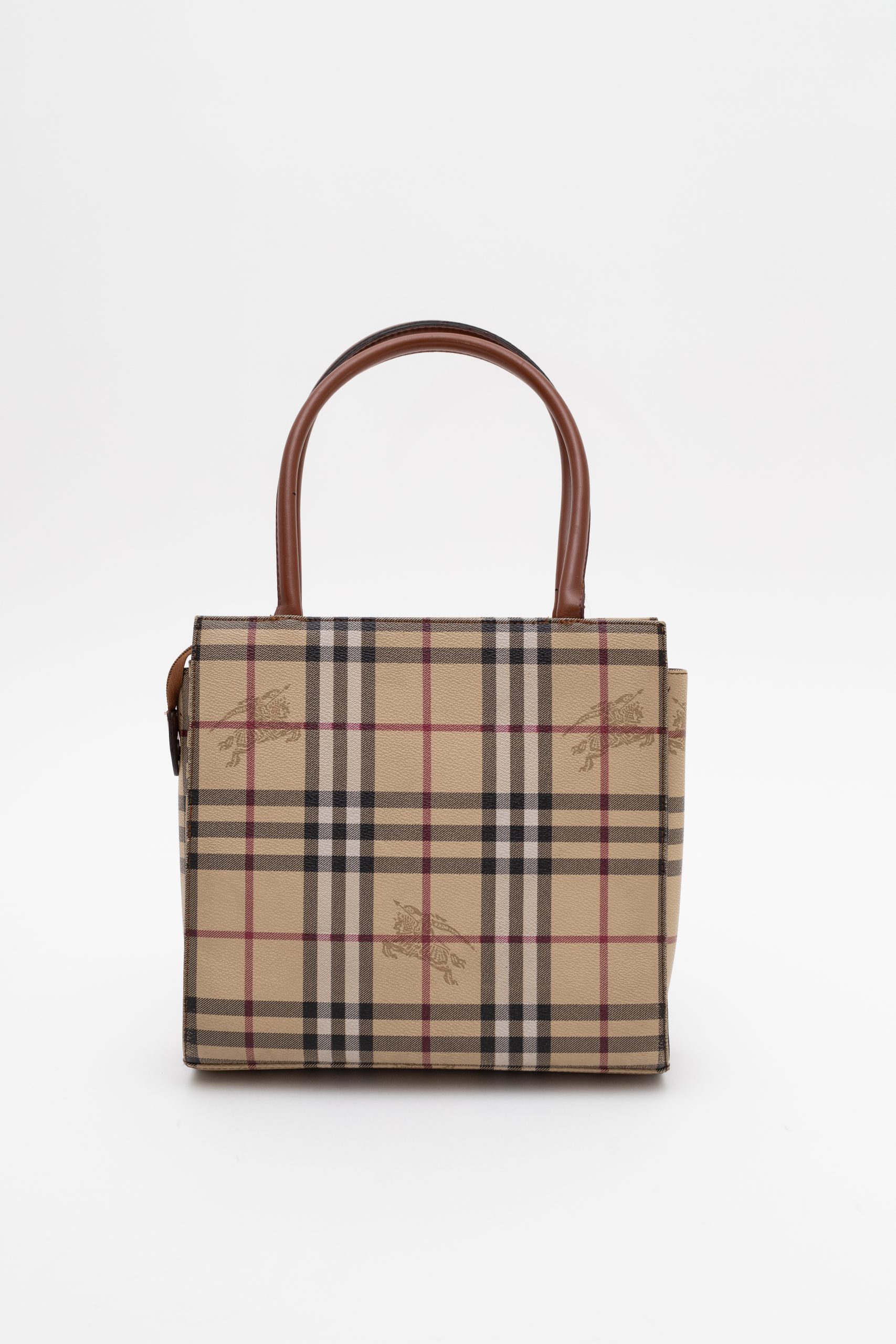 Burberry torb 2 pozadi
