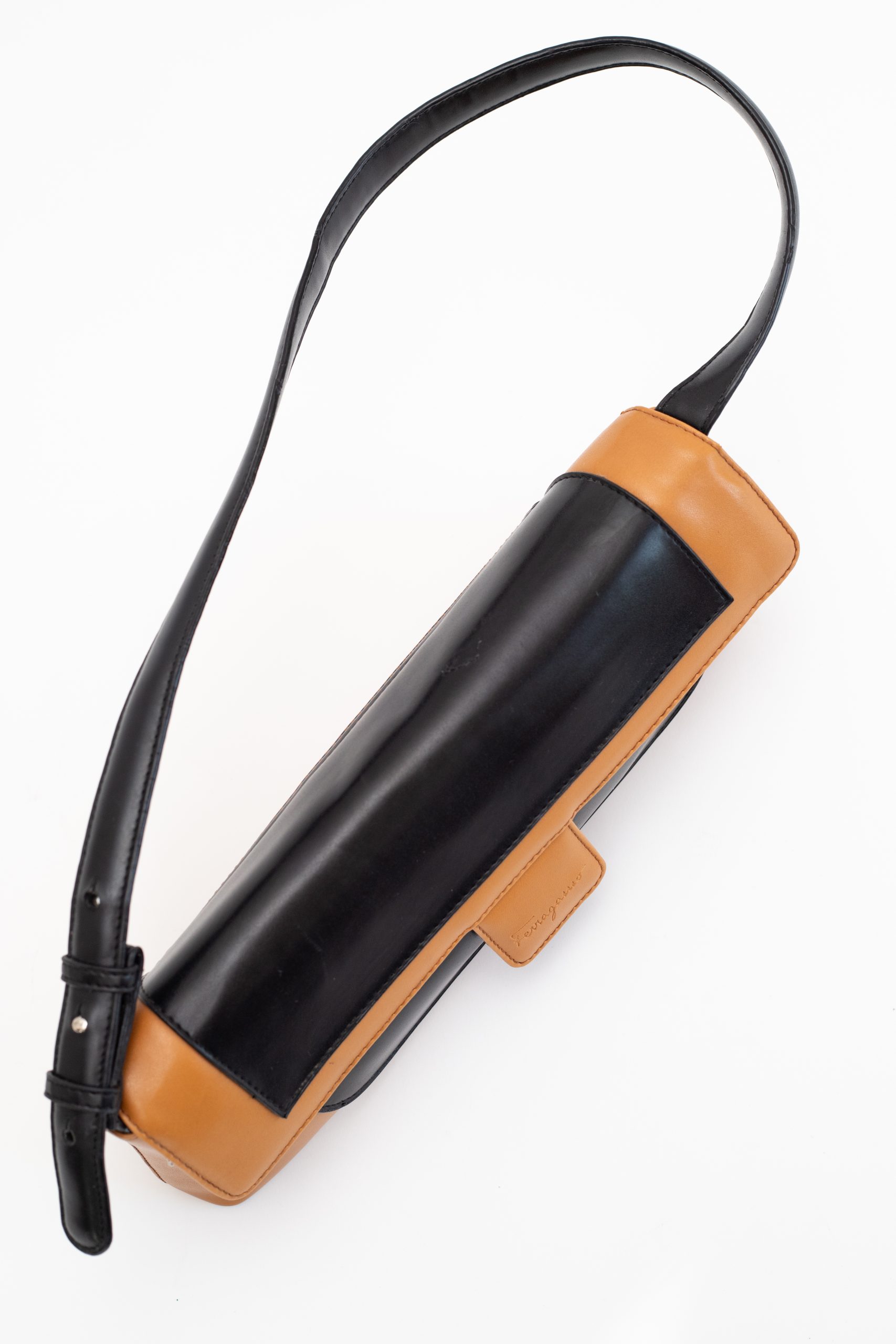 Ferragamo brcrn 5 odozgo