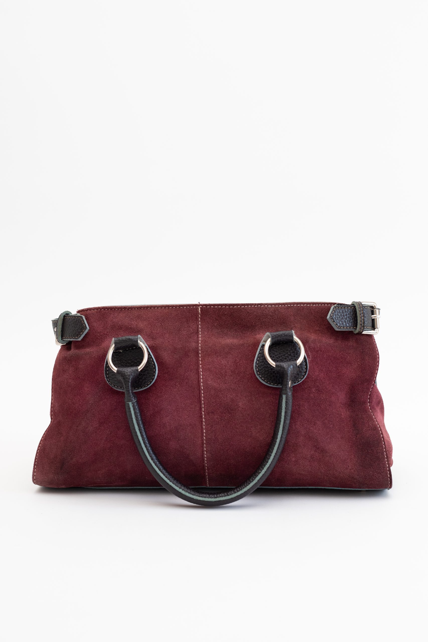 Ferragamo crvena plis torba 4 pozadi